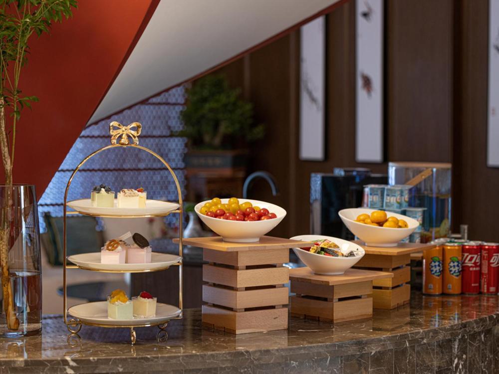 Yunju Hotel Beijing Yonghe Palace Guijie Siheyuan Esterno foto