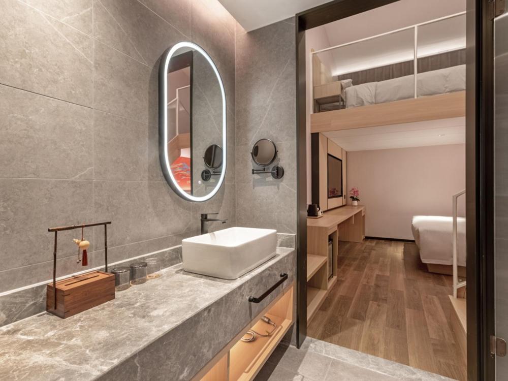 Yunju Hotel Beijing Yonghe Palace Guijie Siheyuan Esterno foto